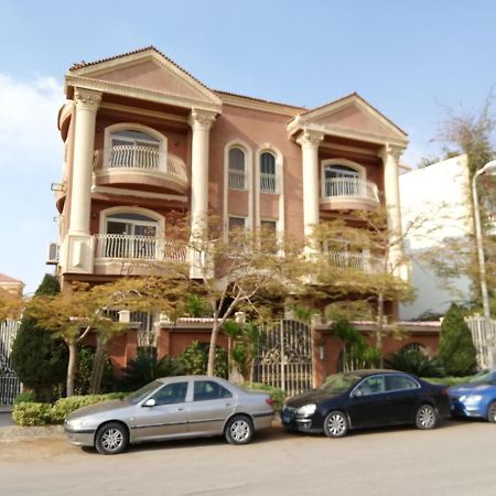 Hidden Gem With Pool Access In New Cairo Apartment Екстериор снимка