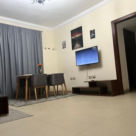 Hidden Gem With Pool Access In New Cairo Apartment Екстериор снимка